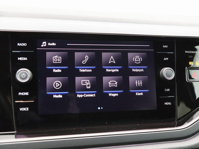 Volkswagen POLO 1.0 TSi 110 Pk Automaat R-Line | Adaptive Cruise | Privacy Glass | CarPlay | Bluetooth | 16 Inch | 18.544 Km!!