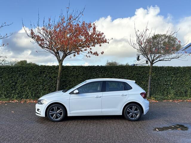Volkswagen POLO 96 PK TSI virtueel cockpit camera pdc NAP 1e eigenaar