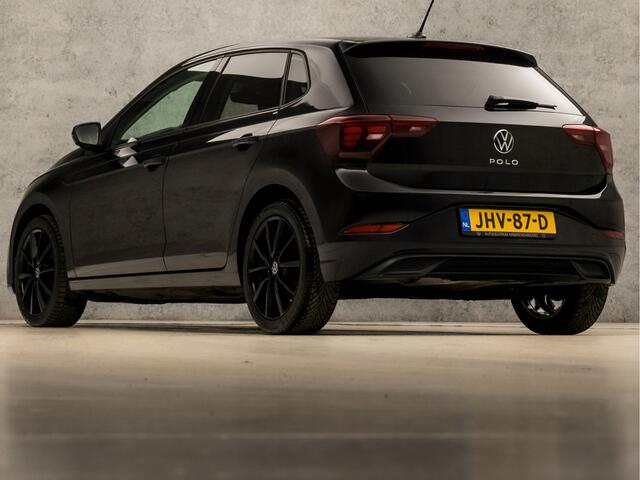 Volkswagen POLO 1.0 TSI Sportline Automaat (VIRTUAL COCKPIT, APPLE CARPLAY, GROOT NAVI, KEYLESS, CLIMATE, CAMERA, LM VELGEN, SPORTSTOELEN, GETINT GLAS, NIEUWSTAAT)