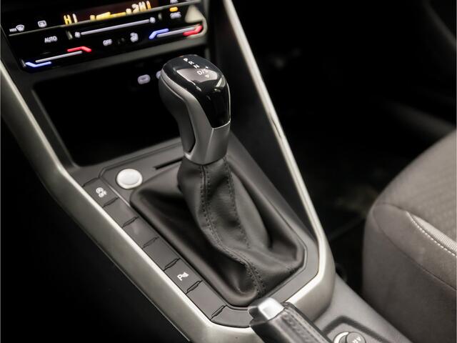 Volkswagen POLO 1.0 TSI Sportline Automaat (VIRTUAL COCKPIT, APPLE CARPLAY, GROOT NAVI, KEYLESS, CLIMATE, CAMERA, LM VELGEN, SPORTSTOELEN, GETINT GLAS, NIEUWSTAAT)