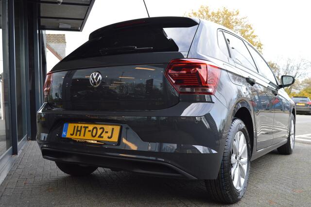 Volkswagen POLO 1.0 TSI Highline Navi CarPlay Pdc