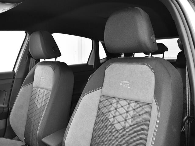 Volkswagen POLO R-Line Edition 1.0 TSI 95 PK 7 versn. DSG Versn. DSG | Voorraad actie | Prijs is inclusief EU 2000,- inruilpremie | Speciaal ingekocht