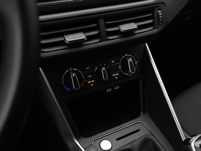 Volkswagen POLO 1.0 TSI 95 pk Life Edition | Navigatie | Stoelverwarming | Adaptive Cruise | Achteruitrijcamera