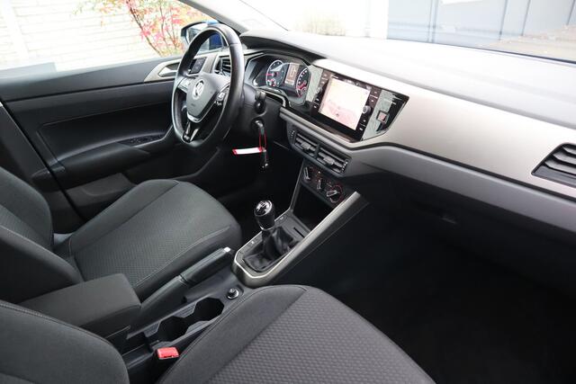 Volkswagen POLO 1.0 TSI R-Line Edition Navigatie Apple Carplay/Android Pdc voor en achter Etc.