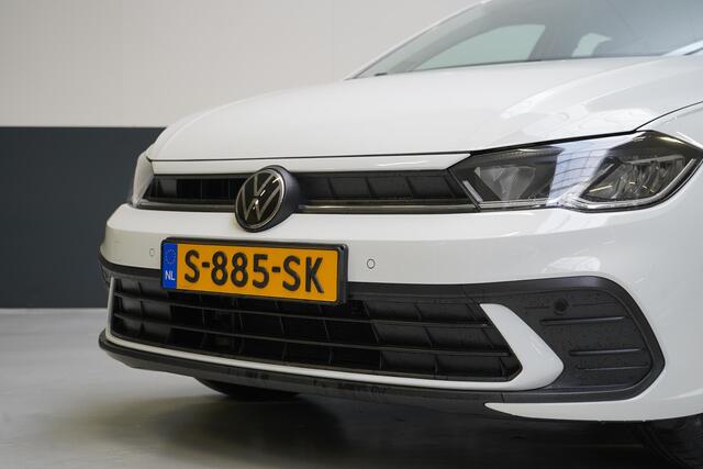 Volkswagen POLO 1.0 TSi 95pk 5-drs | Apple Carplay | Navigatie | Achteruitrijcamera | Lm velgen