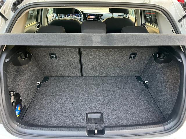 Volkswagen POLO 1.0 TSI Highline virtual cockpit, xenon, cruise, navi