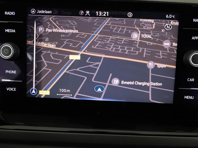 Volkswagen POLO 1.0 TSI R-Line Edition 95pk 5bak| Navi| 16'LM-velgen| Extra getint glas| Parksensors