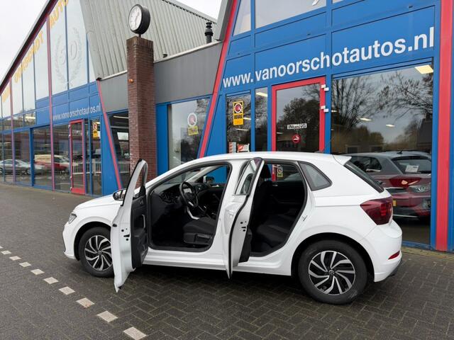 Volkswagen POLO 1.0TSI 95pk Navi Carplay Led 5-Deurs Airco bj2022