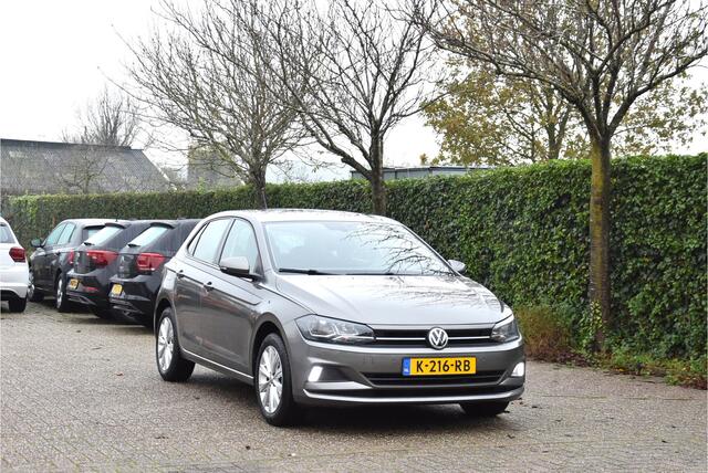 Volkswagen POLO 96 PK TSI Nieuwstaat! ECC PDC stoelverw. Navi Carplay Comfortline Business