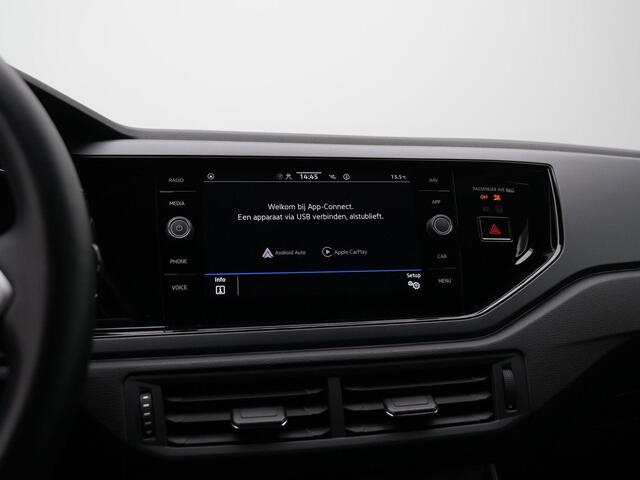 Volkswagen POLO 1.0 TSI 95 pk R-Line | Adaptive Cruise | Parkeersensoren voor/achter | Carplay