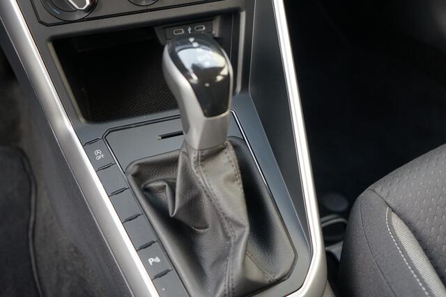 Volkswagen POLO 1.0 TSI Life Edition 17"Lichtmetaal, Carplay, Getint glas