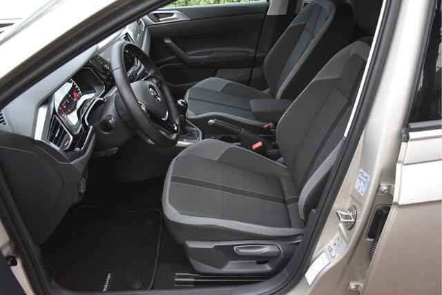 Volkswagen POLO 1.0 TSI Highline in topstaat! ACC ECC Carplay NAP