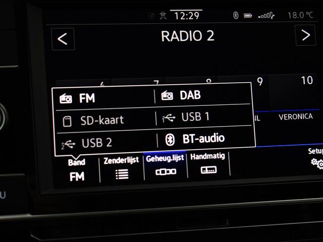 Volkswagen POLO 1.0 TSI 95pk Life · Apple/Android Car Play · Airco · P-Sensoren · DAB · Getint Glas · 15'' Inch · Garantie t/m 10-10-2027 of 100.000km