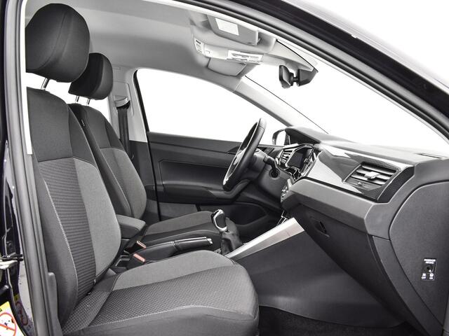 Volkswagen POLO 1.0 TSI 95pk Life · Apple/Android Car Play · Navigatie · Camera · Keyless · P-Sensoren · 15'' Inch · Garantie t/m 18-09-2027 of 100.000km