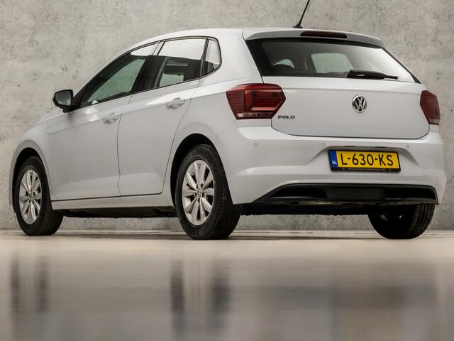 Volkswagen POLO 1.0 TSI Sportline (STOELVERWARMING, CRUISE, PARKEERSENSOREN, SPORTSTOELEN, LM VELGEN, ELEK PAKKET, NIEUWSTAAT)
