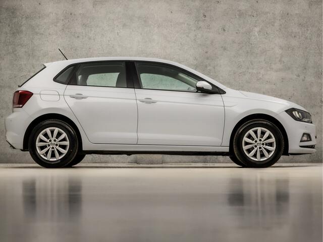 Volkswagen POLO 1.0 TSI Sportline (STOELVERWARMING, CRUISE, PARKEERSENSOREN, SPORTSTOELEN, LM VELGEN, ELEK PAKKET, NIEUWSTAAT)