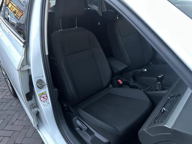 Volkswagen POLO 1.0 TSI Comfortline Adaptive Cruise Airco Carplay Navigatie