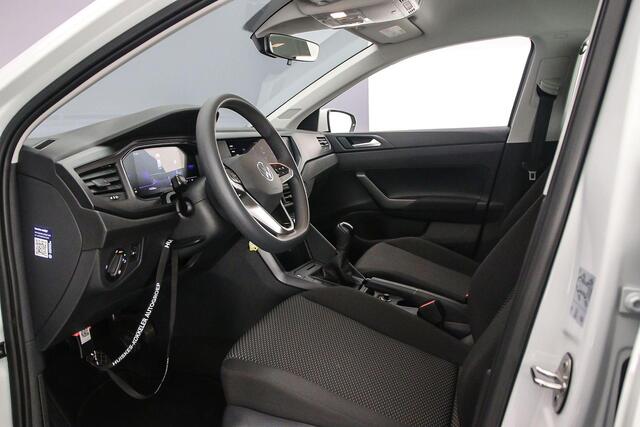 Volkswagen POLO Polo 1.0 MPI 80pk Cruise control, Parkeersensor achter, LED koplampen, Airco, DAB, Radio, App connect, Bluetooth