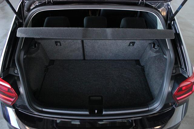 Volkswagen POLO 1.0 TSI Comfortline Navi | Carplay | Airco | Bluetooth | 15" LMV | Adapt. Cruise | DAB