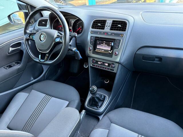 Volkswagen POLO 1.2 TSI Highline Climate, PDC, Stoelverwarming