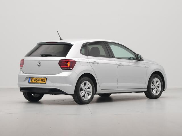 Volkswagen POLO 1.0 95 pk TSI Comfortline Navi via App Acc Pdc Lm Velgen Voorruit repareren