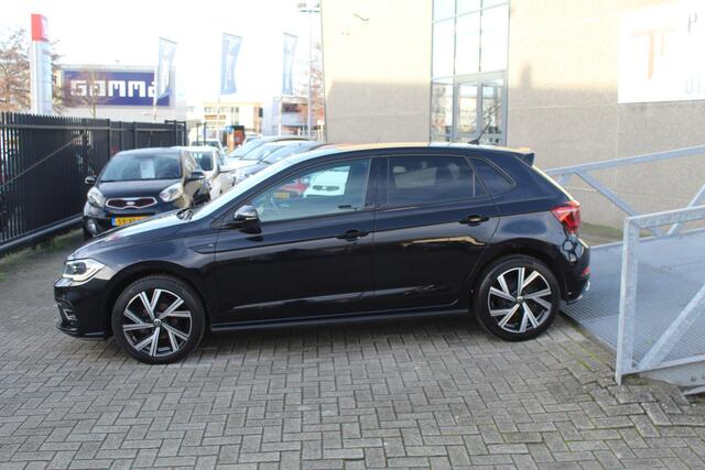 Volkswagen POLO 1.0 TSI 2x R-Line Automaat Navigatie/Virtual cockpit/Adaptive cruise control/Achteruitrijcamera/Parkeersensoren rondom/Apple carplay/Stoelverwarming/LED grill/IQ.light/Climate control/Draadloze telefoonlader/DAB/17''Lichtmetalen velgen