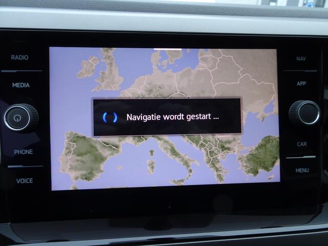 Volkswagen POLO 1.0 TSI Comfortline Business Automatische airco, navigatie, digi dashboard, parkeersensoren voor en achter, carplay, cruise controle, licht metalen velgen, enz, geen import.