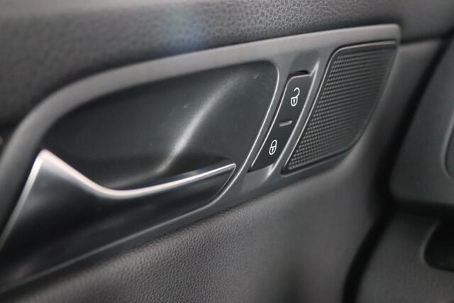 Volkswagen SHARAN 1.4 TSI DSG, Highline, 7-Persoons, Leder/Alcantara, Apple Carplay/Android auto