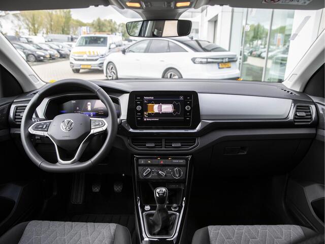 Volkswagen T-Cross 1.0 TSI Life Edition | Camera | Adaptieve Cruise Control | App Connect | Lane-Assist |