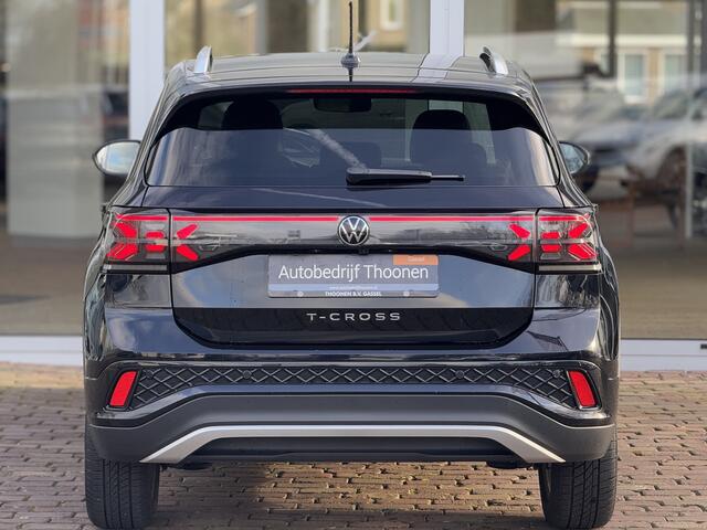 Volkswagen T-Cross 1.5 TSI R-Line | Trekhaak | Camera | ACC