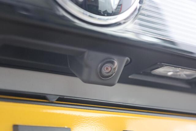 Volkswagen T-Cross 1.0 TSI Life Edition 95PK / 70kW, 17" 'Manila' LMV, LED koplampverlichting, Multimedia pakket (navigatie 'discover media', verkeerstekenherkenning, Apple Carplay / Android Auto, telefoon draadloos oplaadbaar), Comfort Pakket (parkeersensoren vóór en achte