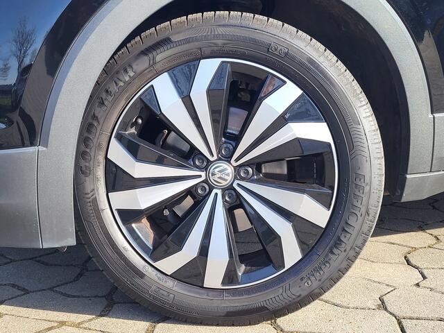 Volkswagen T-Cross 1.0 TSI 116 PK Style Virtual Dash, Trekhaak, Camera, Rijklaar met beurt & garantie!