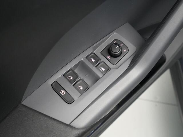 Volkswagen T-Cross 1.0 TSI 95pk Life Navigatie Acc Led Carplay