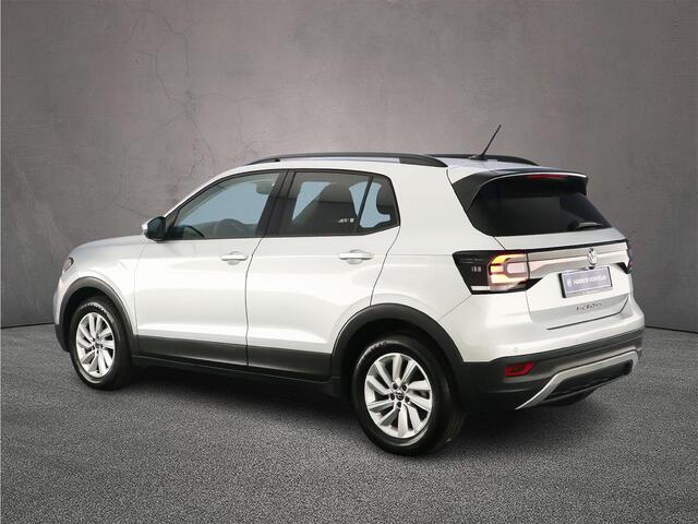 Volkswagen T-Cross Life 1.0 TSI 110pk DSG Automaat Adaptive cruise control, Achteruitrijcamera, Stoelverwarming, Airco, App connect, Parkeersensoren, DAB, Radio