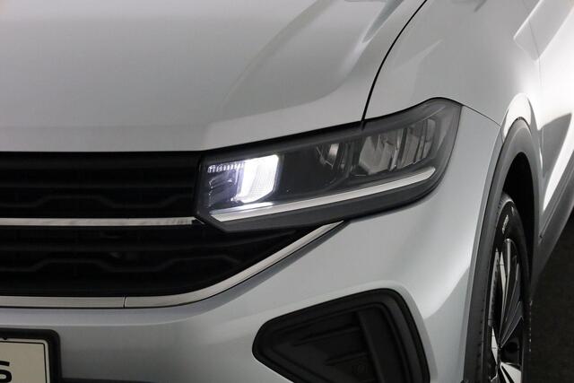 Volkswagen T-Cross Life Edition 1.0 TSI 85 kW / 116 pk DSG | Camera | Stoelverwarming | Keyless | ACC | Privacy glas | 17 inch