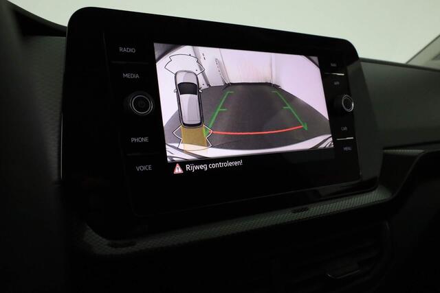 Volkswagen T-Cross Life Edition 1.0 TSI 85 kW / 116 pk DSG | camera | LED | Stoelverwarming | Keyless