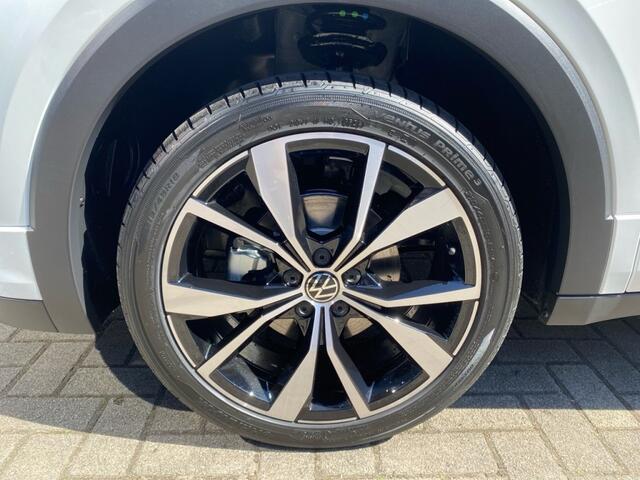 Volkswagen T-Cross 1.0 TSI DSG R-LINE TREKHAAK/CAMERA/CARPLAY/ACC/STOELVERW