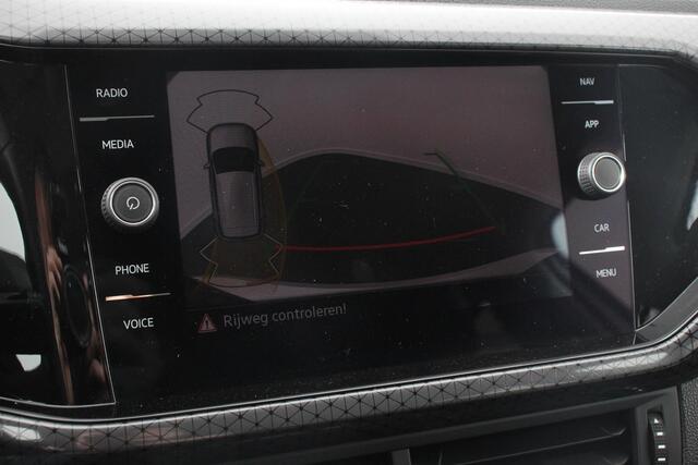 Volkswagen T-Cross 1.0 TSI 110pk DSG Style | Navigatie | Apple Carplay/Android Auto | Climate Control | Camera | Extra Getint Glas | Adaptive Cruise Control