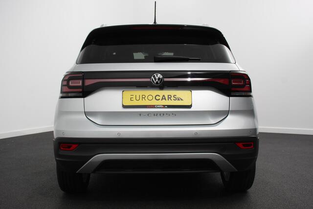 Volkswagen T-Cross 1.0 TSI 110pk DSG Style | Navigatie | Apple Carplay/Android Auto | Climate Control | Camera | Extra Getint Glas | Adaptive Cruise Control