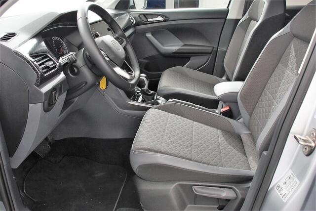 Volkswagen T-Cross 1.0 TSI 110pk DSG Style | Navigatie | Apple Carplay/Android Auto | Climate Control | Camera | Extra Getint Glas | Adaptive Cruise Control