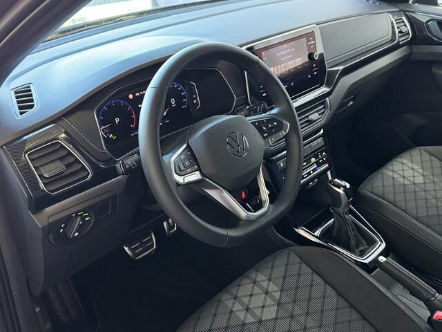 Volkswagen T-Cross 1.5 TSI 150PK R-LINE EDITION TREKHAAK LED 18''LMV IQ CAMERA STOELVERW ?2025? "Volkswagen rijden begint bij Topautos.nl - 75 topmodellen direct op voorraad!"