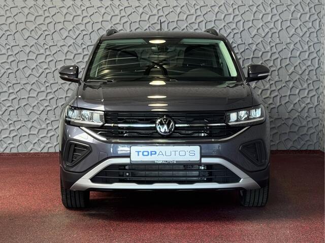 Volkswagen T-Cross DE VERNIEUWDE T-CROSS 116PK 17''LMV TREKHAAK CAMERA VIR.COCKPIT STOELVERW. ADAP.CRUISE LMV CARPLAY 2025 "Volkswagen rijden begint bij Topautos.nl - 75 topmodellen direct op voorraad!"