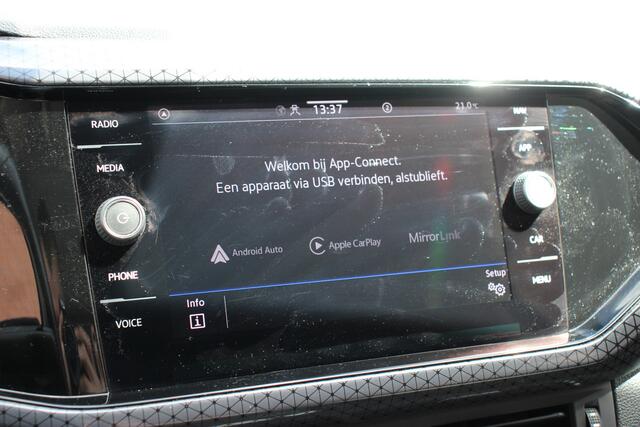 Volkswagen T-Cross 1.5 TSI Style DSG Automaat | Trekhaak | Adapt. cruise | BSM | Carplay/Android auto |