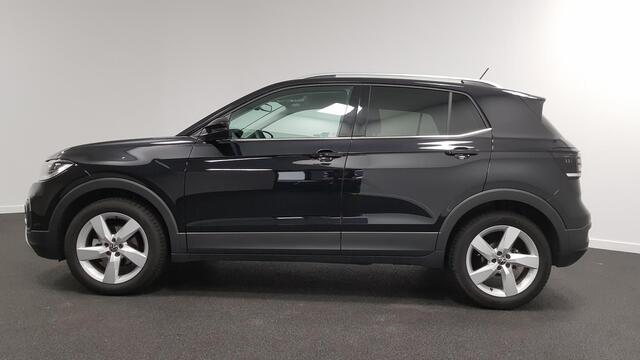 Volkswagen T-Cross 1.0 TSI 110pk DSG Style Navigatie Climate Control Dab Stoelverwarming Led Parkeer sensoren Extra Getint Glas