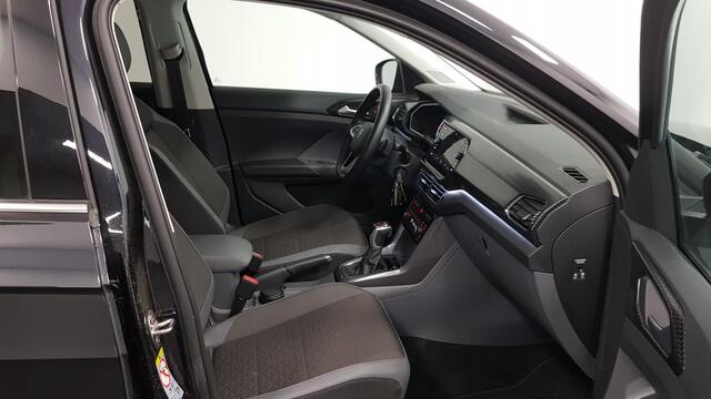 Volkswagen T-Cross 1.0 TSI 110pk DSG Style Navigatie Climate Control Dab Stoelverwarming Led Parkeer sensoren Extra Getint Glas