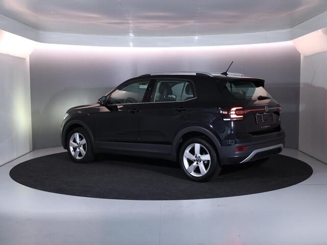 Volkswagen T-Cross 1.0 TSI Style 110 pk Automaat (DSG) | Navigatie | Parkeersensoren | Adaptieve cruise control | Stoelverwarming | Apple Carplay/Android Auto | Voll. digitaal instrumentenpaneel |