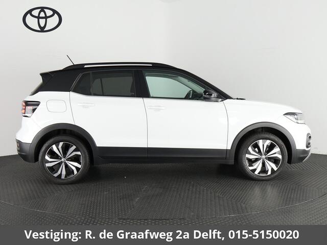 Volkswagen T-Cross 1.0 TSI Style Two-Tone Automaat | 1e eigenaar | Navigatie | Stoelverwarming | Camera |