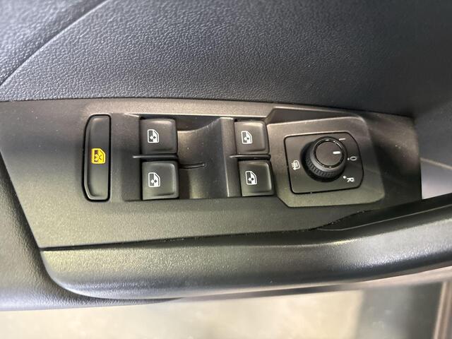 Volkswagen T-Cross 1.0 TSI 95pk Life · Apple/Android Car Play · Navigatie · Airco · P-Sensoren · ACC · 16'' Inch · Garantie t/m 18-07-2027 of 100.000km