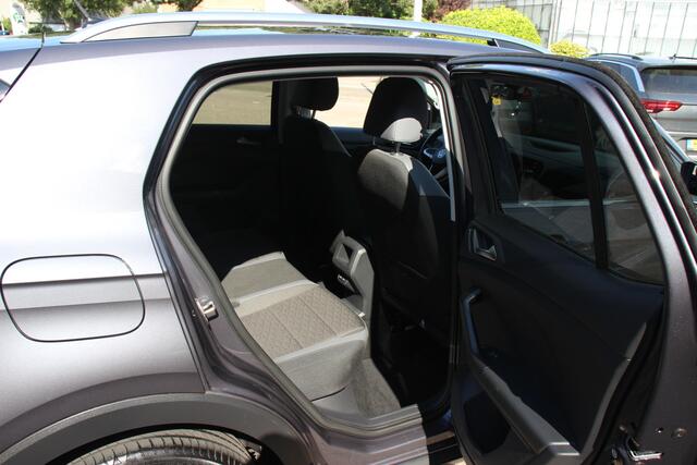 Volkswagen T-Cross 1.5 TSI Style DSG Automaat | Trekhaak | Adapt. cruise | BSM | Carplay/Android auto |