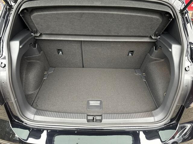 Volkswagen T-Cross 1.5 TSI DSG R-LINE AFN.TREKHAAK/IQ-LIGHTS/CAMERA/ACC/KEY-LESS